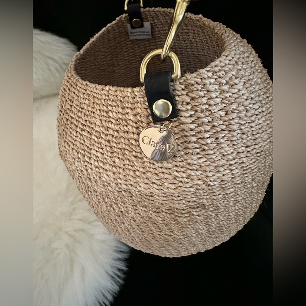 Clare V Beige Woven Bucket Hobo with Black Handle and Gold Hardware - Picture 7 of 11